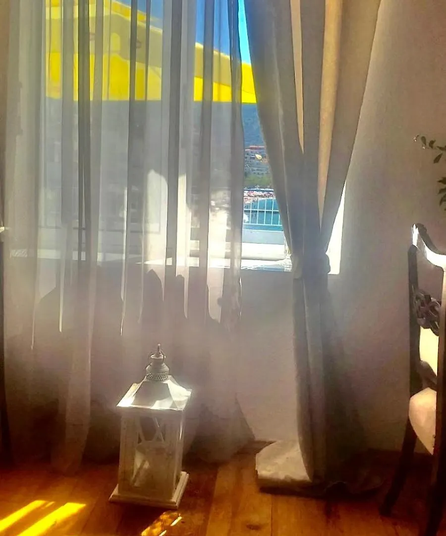 Viktora'S House Apartment Himare 0*,  Albania