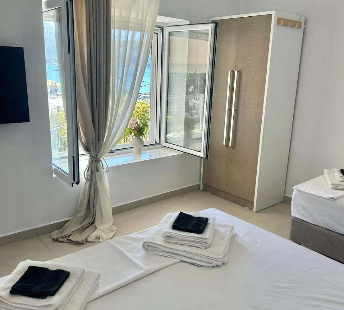 Viktora'S House Apartment Himare